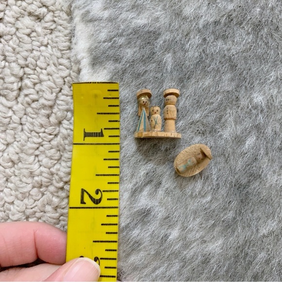 Vintage Tiny Miniature Holy Family - Picture 10 of 10